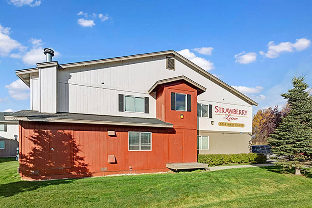 Strawberry Lane Apartments Photo Gallery Apartments in Anchorage