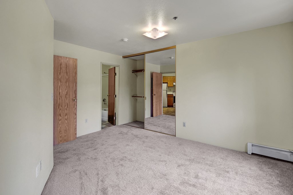 Susitna Ridge Apartments - Bedroom