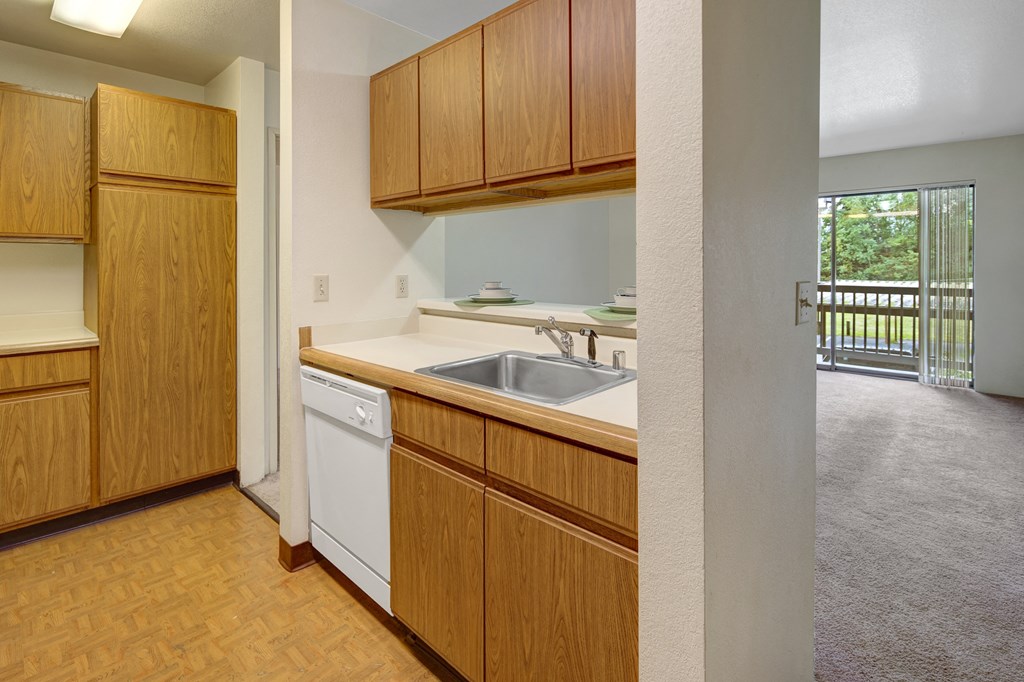 Susitna Ridge Apartments - Kitchen