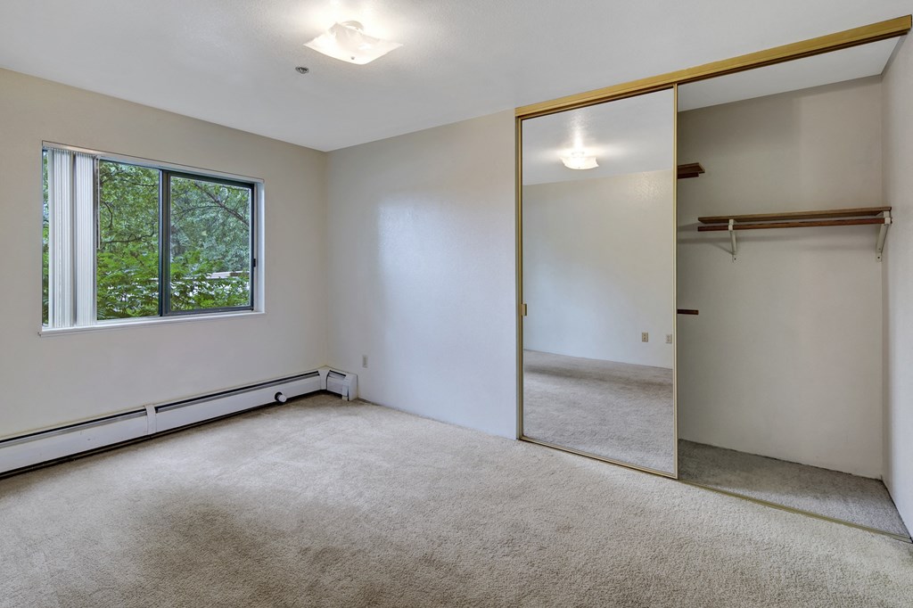 Susitna Ridge Apartments - Bedroom