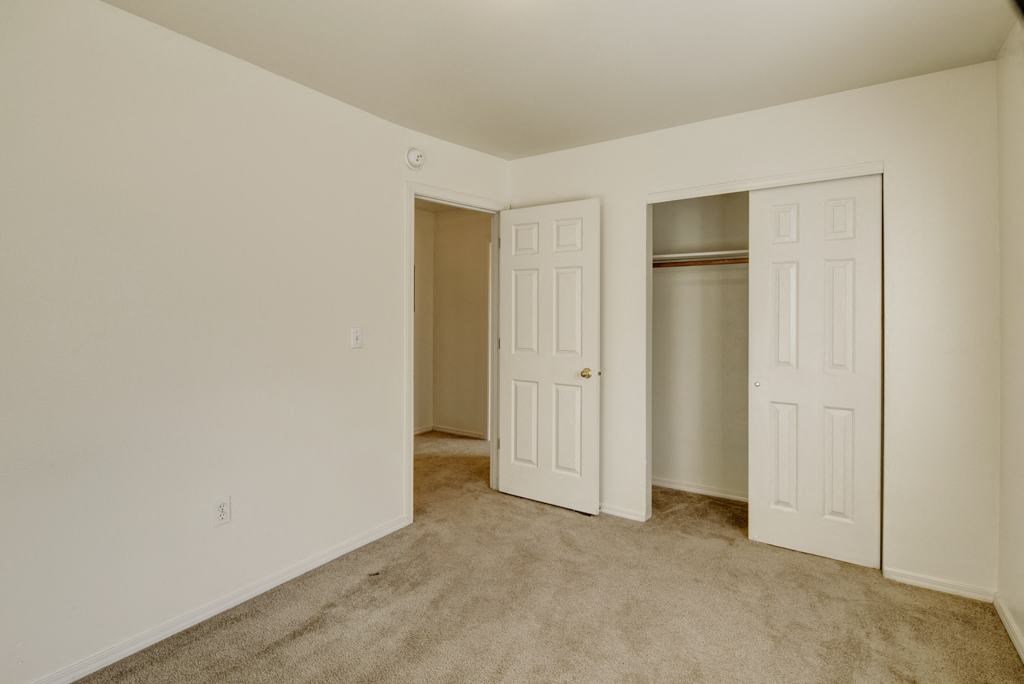 Timber Ridge Apartments - Bedroom