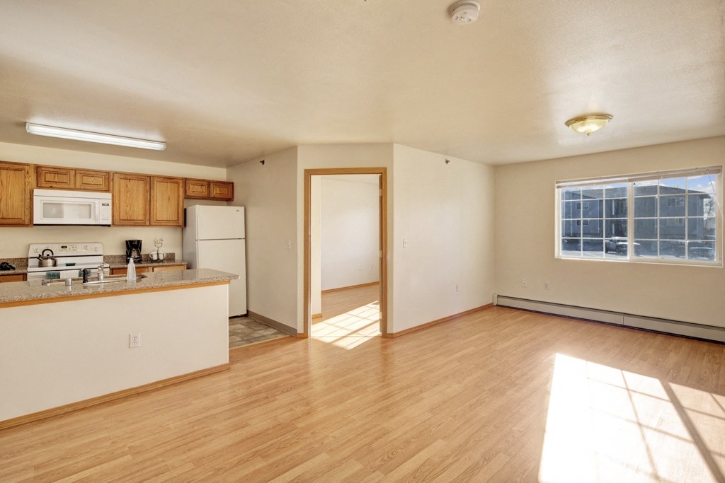 Timber Ridge Apartments - Kitchen and Living Room