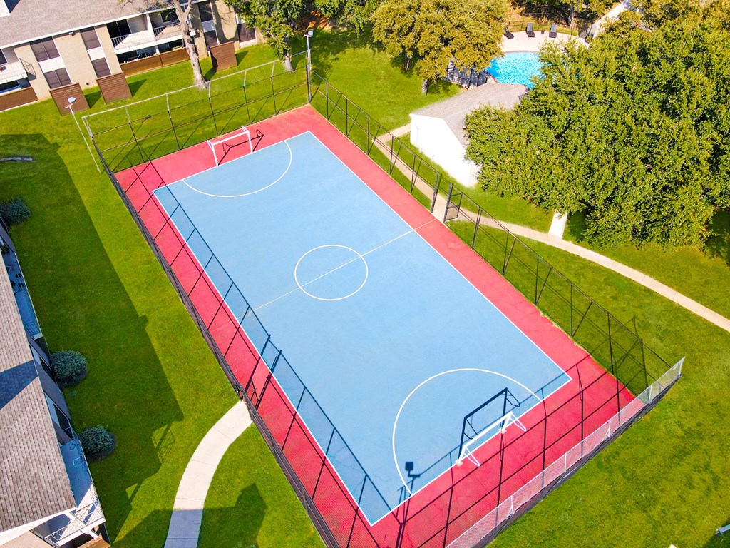 Sports Court at Station 121Apartments North Richland Hills