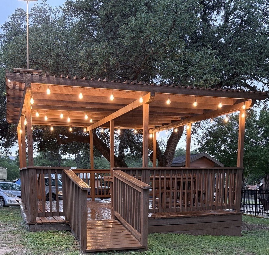 Shaded community gazebo with seating at Sierra Ranch Apartments in San Antonio, TX.
