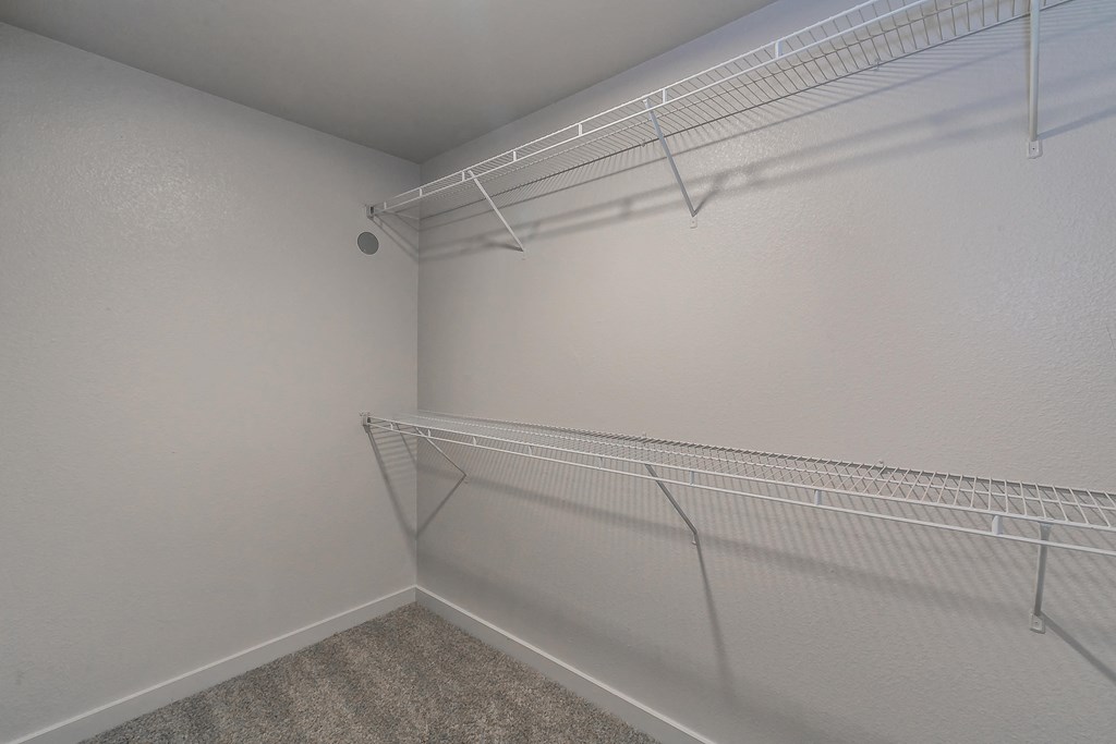 Walk-in closet