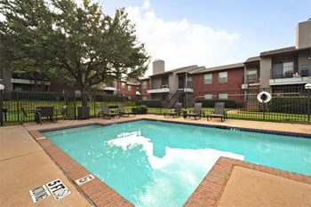1710 SAM BASS BLVD 1-2 Beds Apartment for Rent - Photo Gallery 6