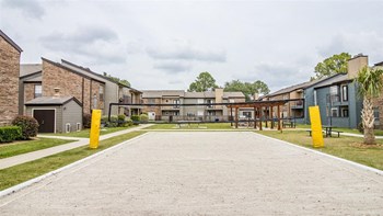 1408 Teasley 1-2 Beds Apartment for Rent - Photo Gallery 4