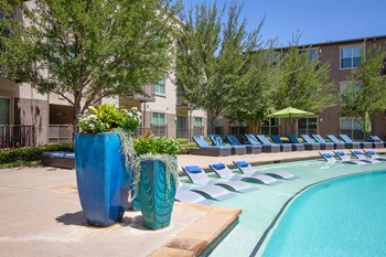 7373 Valley View Ln 1-2 Beds Apartment for Rent - Photo Gallery 3