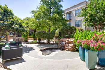 7373 Valley View Ln 1-2 Beds Apartment for Rent - Photo Gallery 6