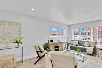 5420 NW 27th ST 1-2 Beds Apartment for Rent - Photo Gallery 4