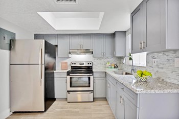 5420 NW 27th ST 1-2 Beds Apartment for Rent - Photo Gallery 3