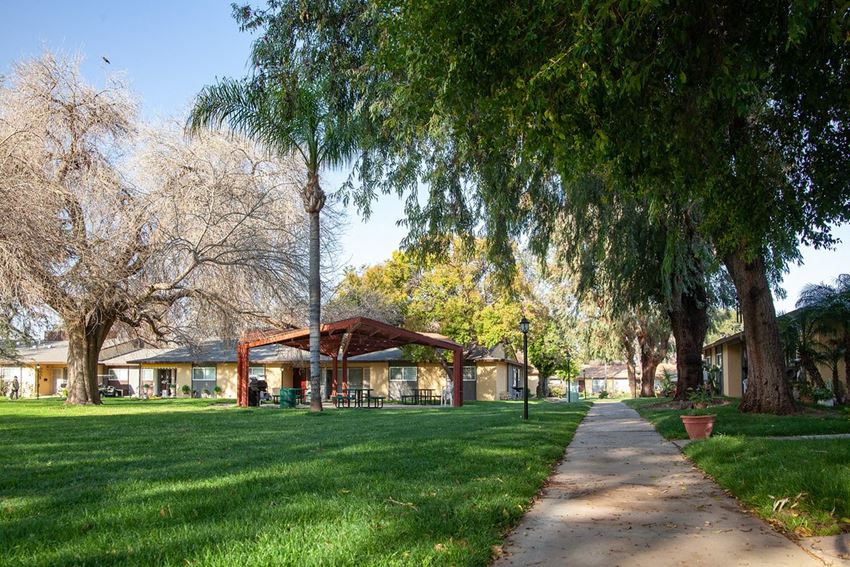 Country Village Apartments, 10250 Country Club Dr., Jurupa Valley, CA