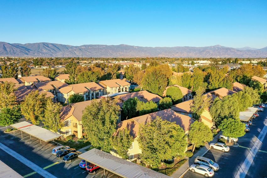 Maple Hill Apts Fontana