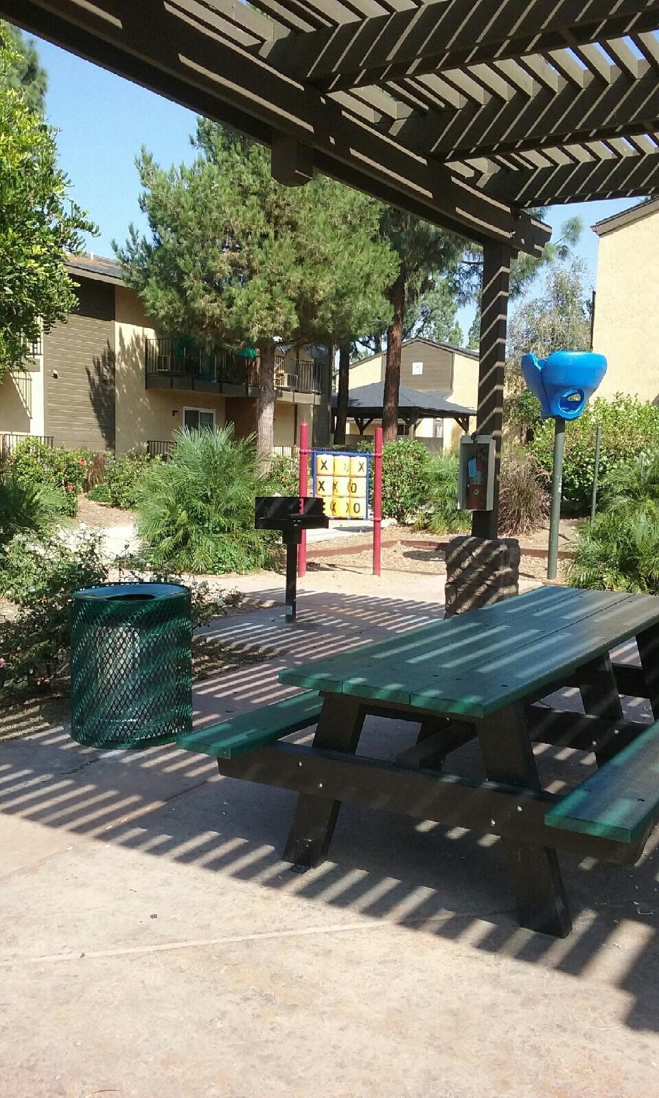 Park BBQ at Bella Park Apartments, Rialto, CA 92376