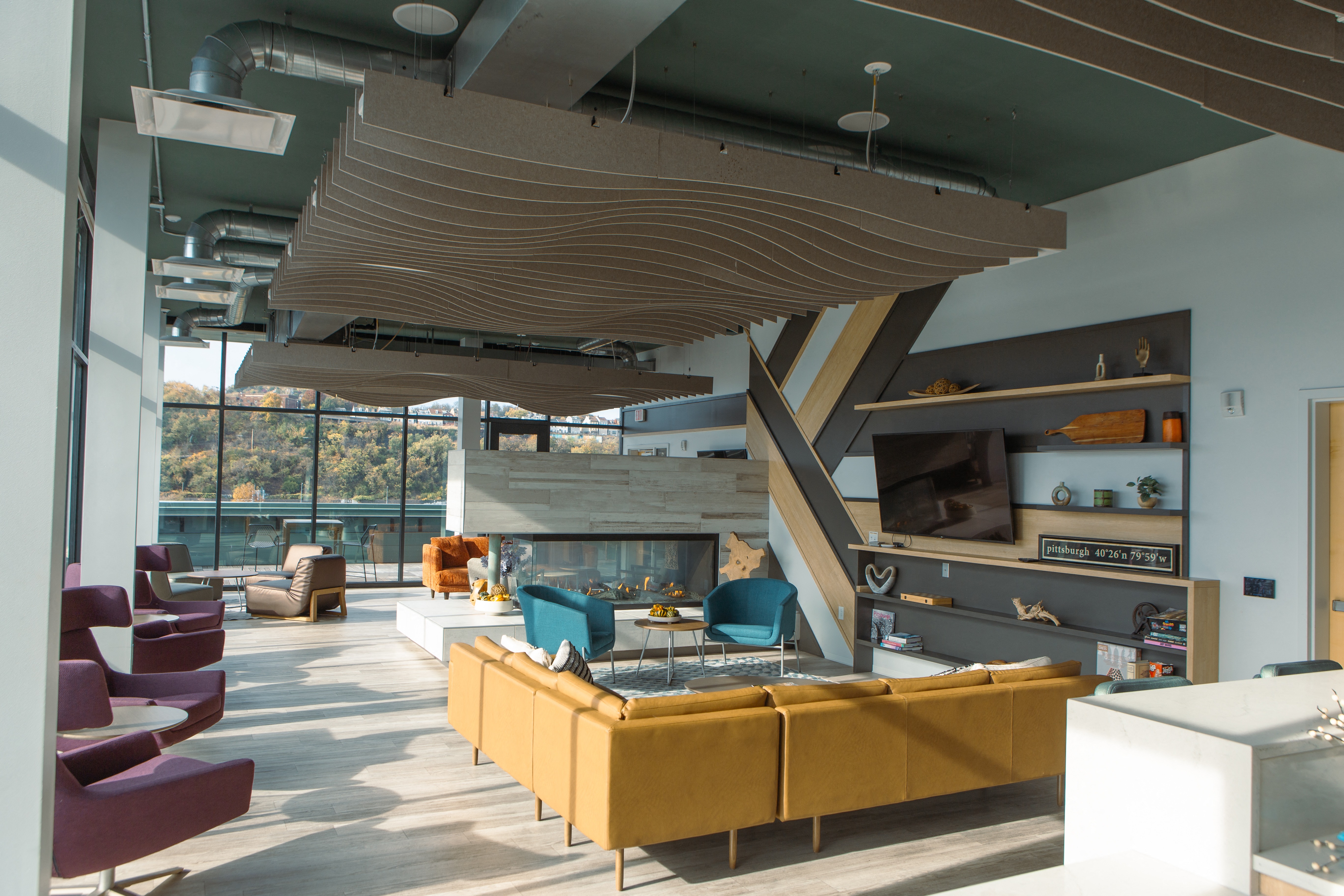 Helm On The Allegheny is a similar property to First Avenue Lofts located in Pittsburgh