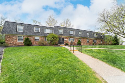 114 Downing Drive Exterior