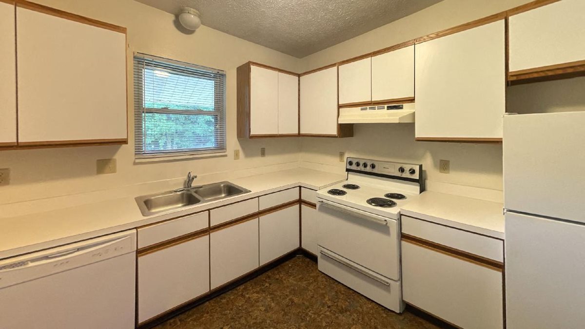 Woodland Pointe Apartments And Townhomes