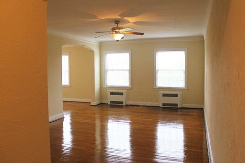Hardwood floors at Integrity Cleveland Heights Apartments, Ohio, 44106