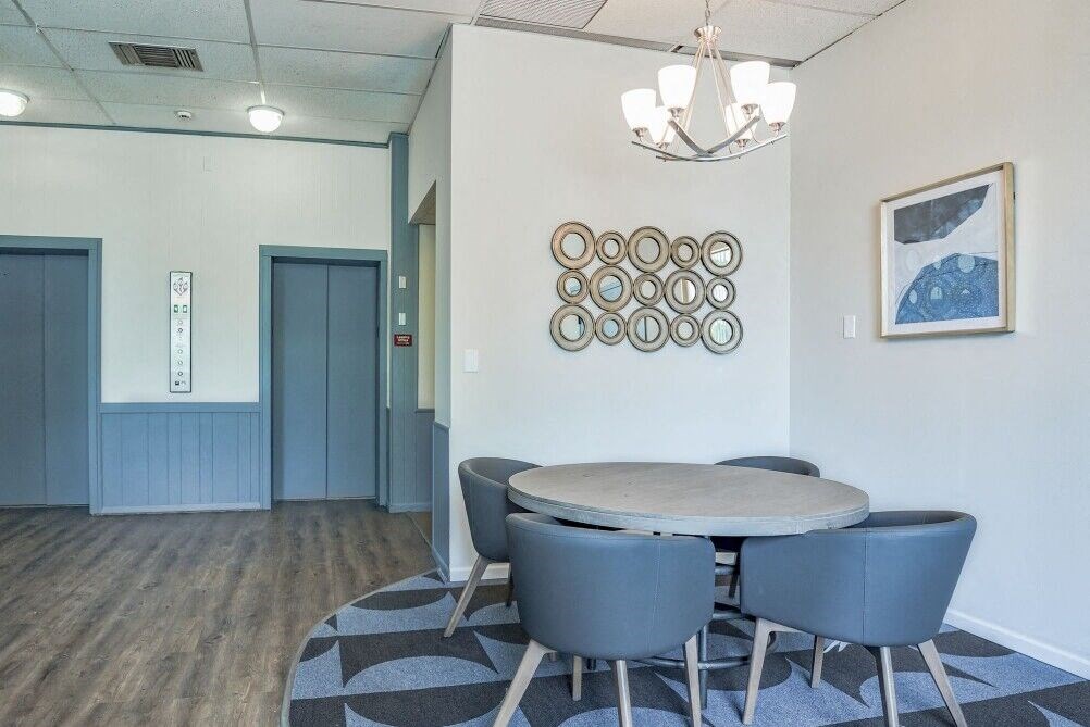 Lobby Lounge at Integrity Gold Coast, Ohio