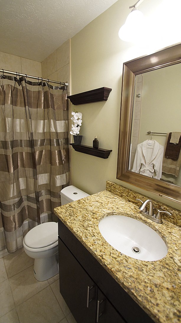 Luxurious Bathrooms at The Reserves at 1150 Apartments, Integrity Realty LLC, Parma, OH