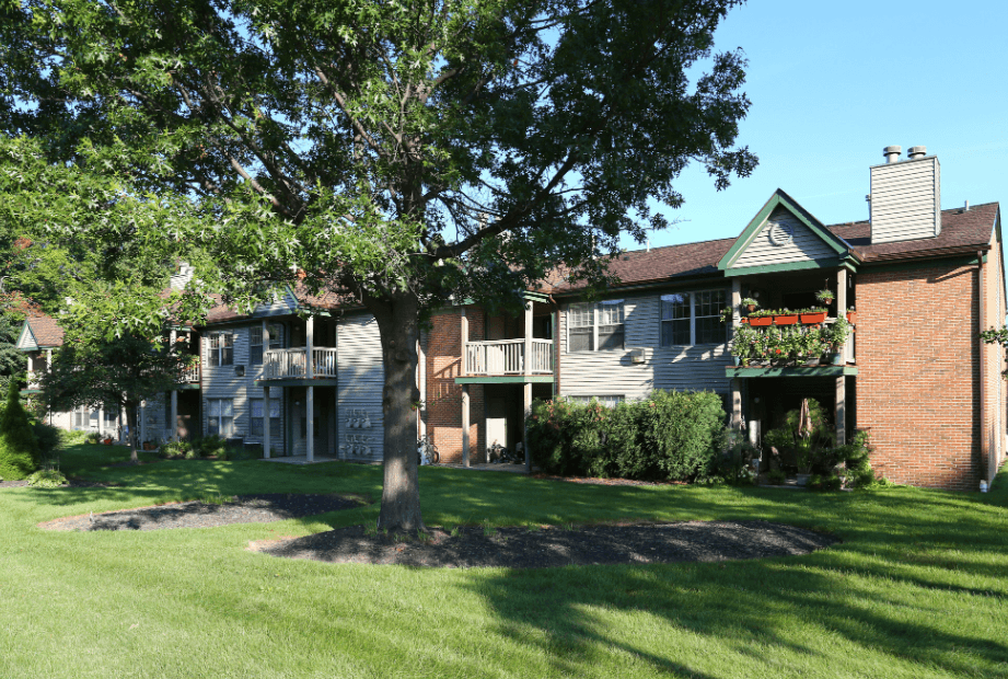 Park Like Setting at Hunt Club Apartments, Integrity Realty, Copley Township