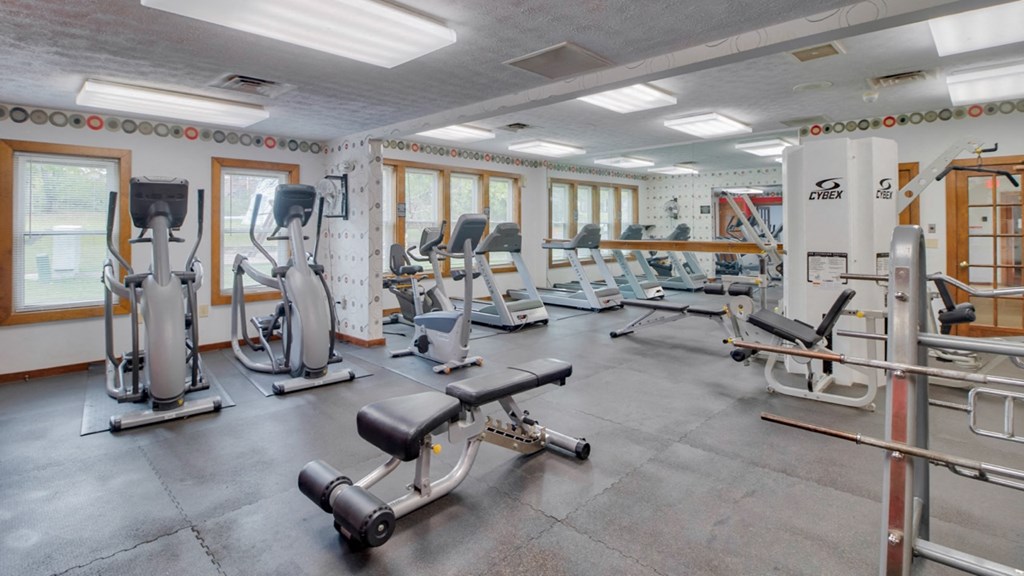 Well Equipped Fitness Center Well Equipped Fitness Center at Hunt Club Apartments, Integrity Realty, Copley, 44321