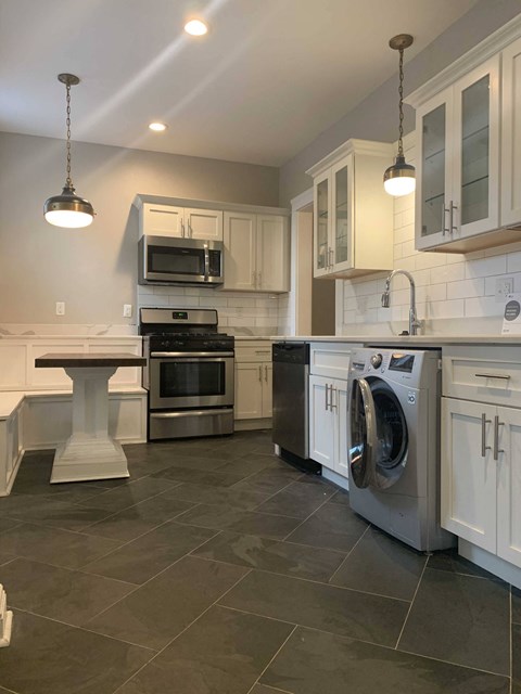 Fully Furnished Kitchen With Stainless Steel Appliances at Integrity Cleveland Heights  Apartments, Ohio, 44106