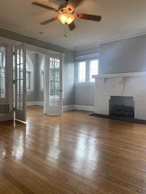 Living Room with Fireplace at Integrity Cleveland Heights Apartments, Cleveland Heights, 44106
