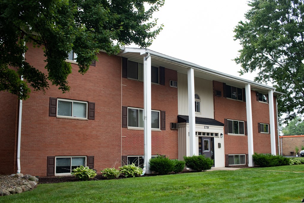 Ryan Place Building front at Ryan Place Apartments, Integrity Realty, Kent, OH, 44240
