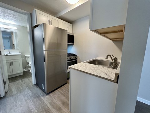 the preserve at ballantyne commons apartment kitchen and stainless steel refrigerator