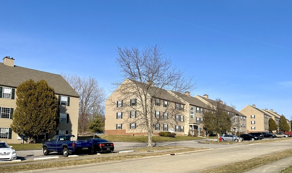 exterior view of Renova Apartments