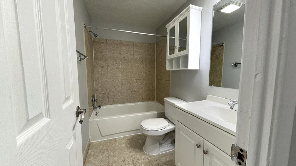 Jillian Court Apartments, 28800 28860 Chagrin, Woodmere, OH RentCafe