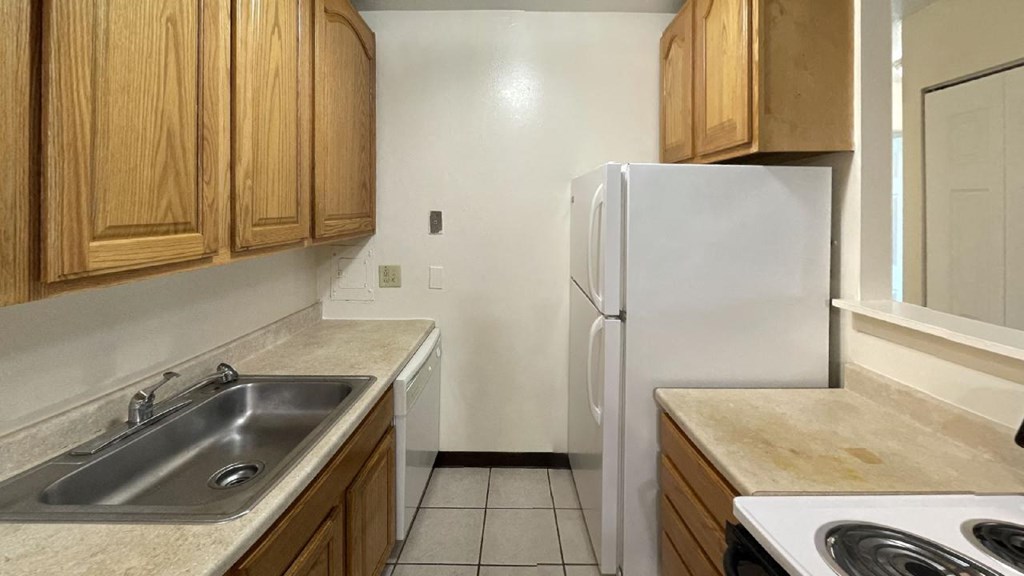 Typical Standard 2 Bed 1 Bath Kitchen at Jordan Court Apartments, Integrity Realty, Kent