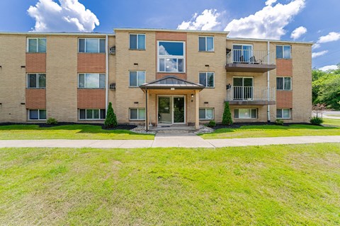 9315 Lincoln Drive Studio-2 Beds Apartment for Rent