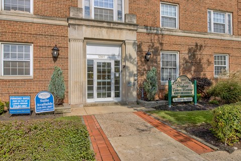 Shaker Town House