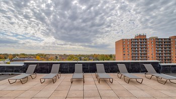 Rooftop sundeck views - Photo Gallery 17