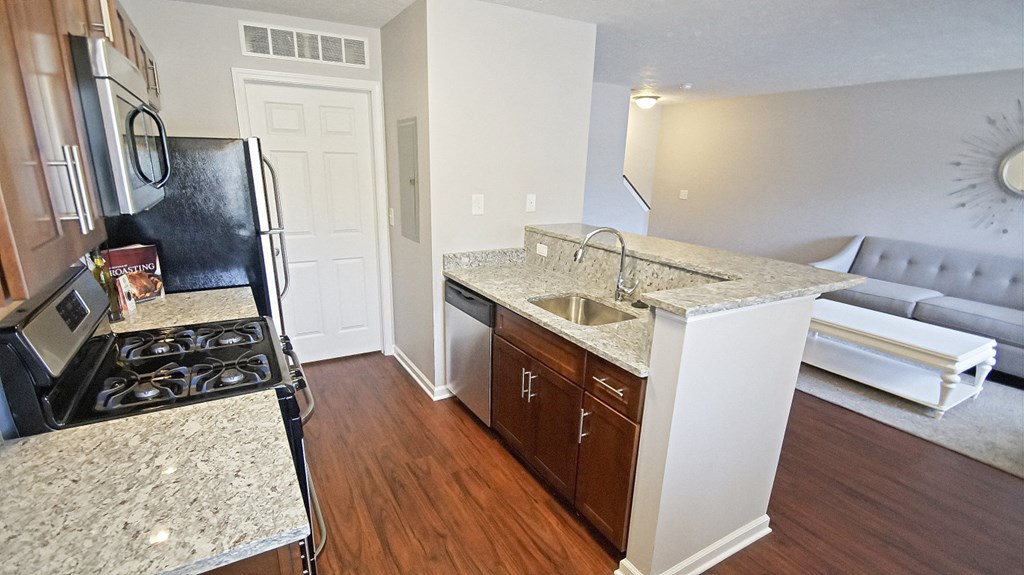 Gas Range Offered at The Reserves at 1150  Apartments, Integrity Realty LLC, Ohio