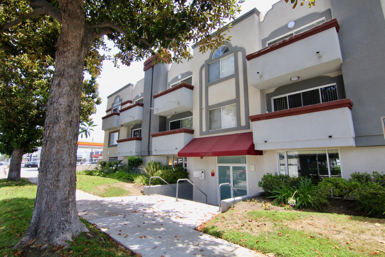 Entrance to Magnolia Terrace Apartments and lobby.