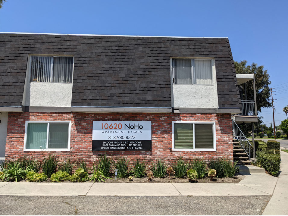 Front of 10620 NoHo facing Victory Blvd.