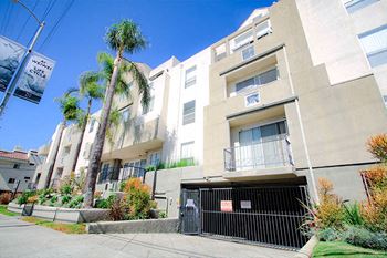 Subterranean garage for all units