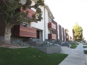 Balconies facing Coldwater Canyon