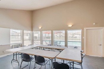 4830 Studio-3 Beds Apartment for Rent - Photo Gallery 6