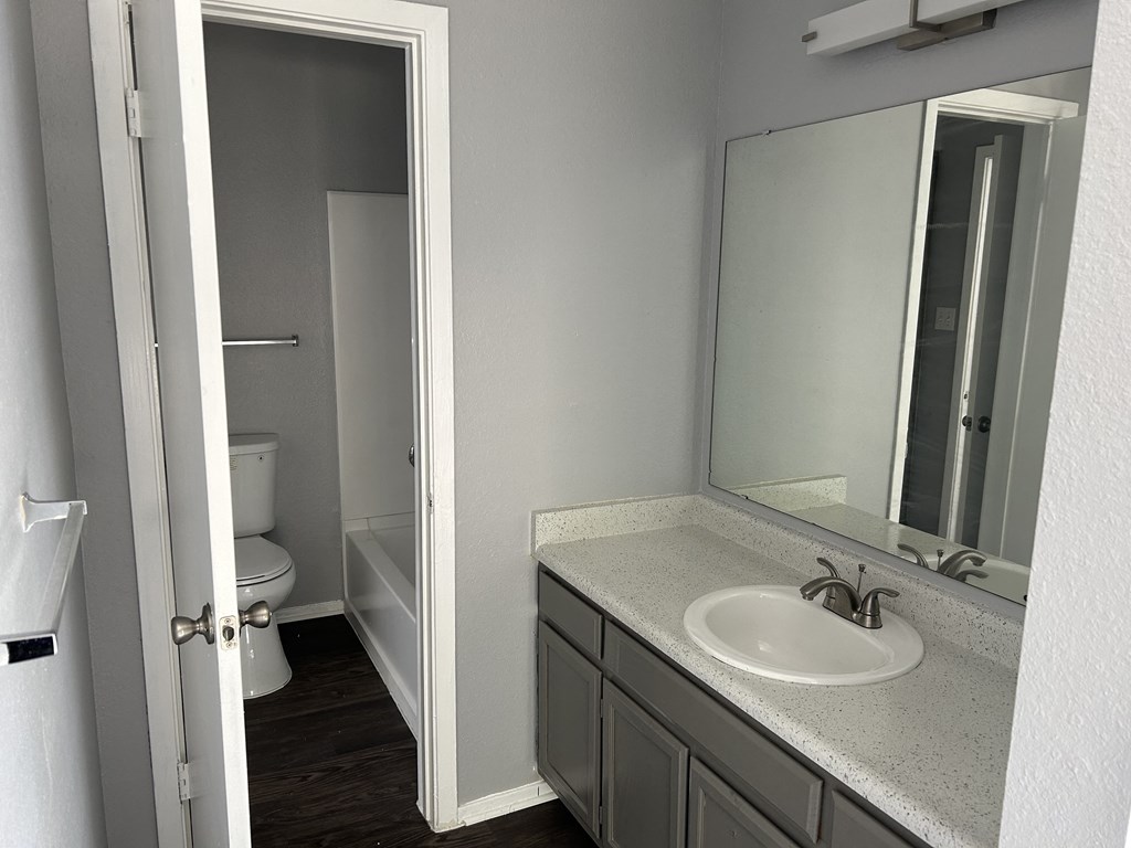 2 BR bathroom