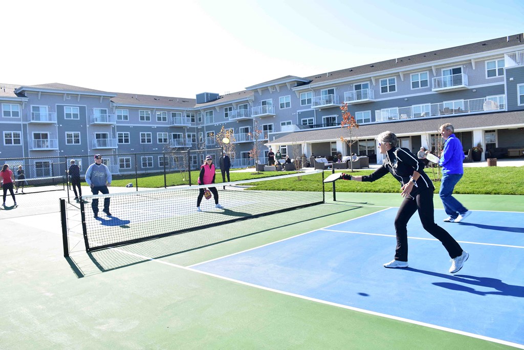 Outdoor Pickleball