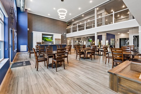 Common Room with Dining Tables