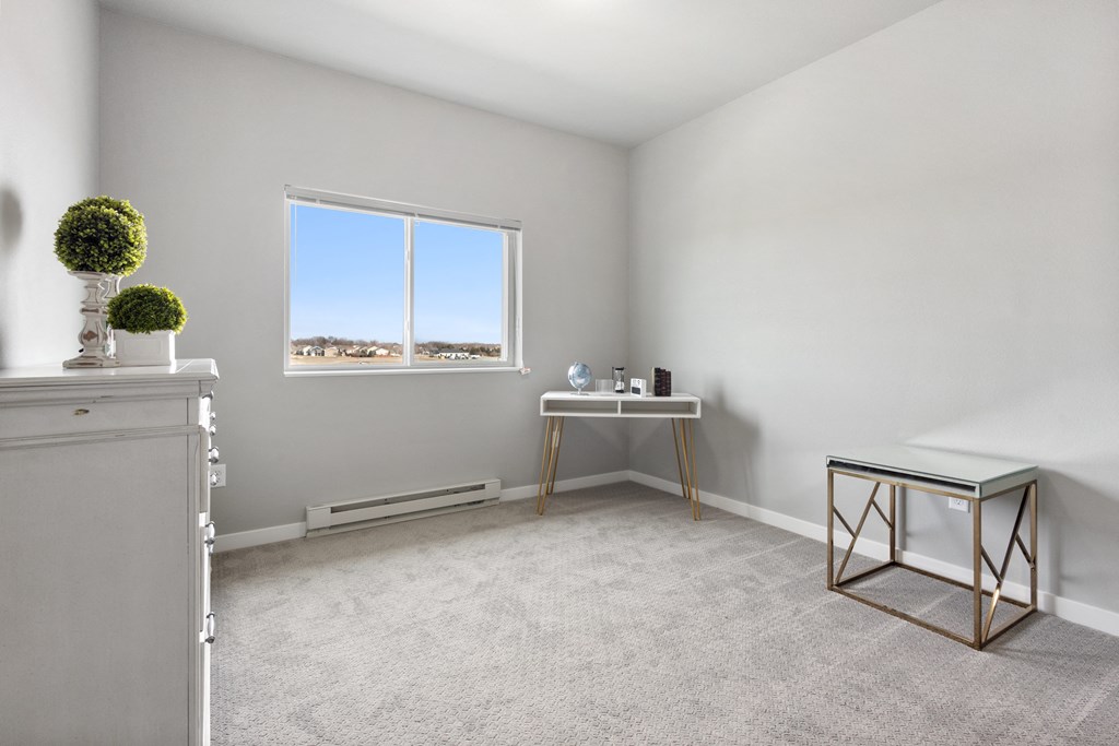 2 Bedroom Furnished Bedroom/Office Area