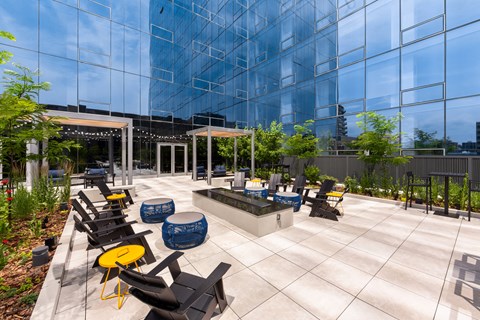 Outdoor terrace w/ fire pits