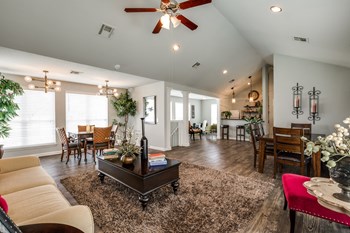 Clubroom - Photo Gallery 5