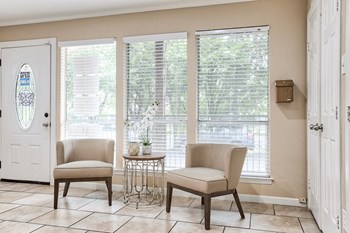 9703 Dale Crest Studio-2 Beds Apartment for Rent - Photo Gallery 12