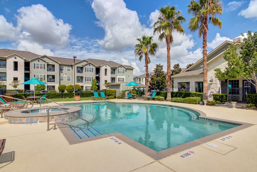 Sparkling Resident Pool - Photo Gallery